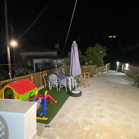 Villa Casa Di Fragkiskos. Ένα Σπίτι Μέσα Στη Φύση. à Kondomarion Extérieur photo