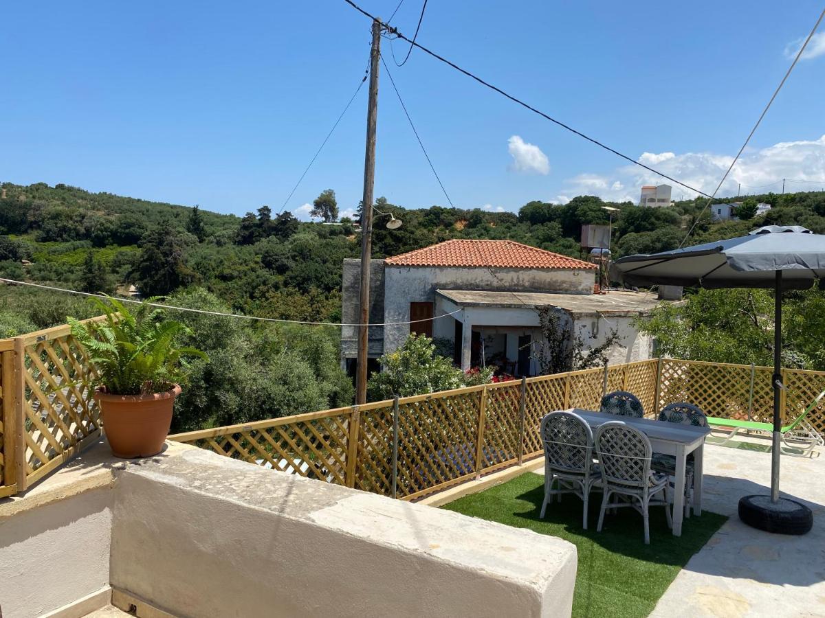 Villa Casa Di Fragkiskos. Ένα Σπίτι Μέσα Στη Φύση. à Kondomarion Extérieur photo